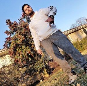 Meet your Posher, Zia